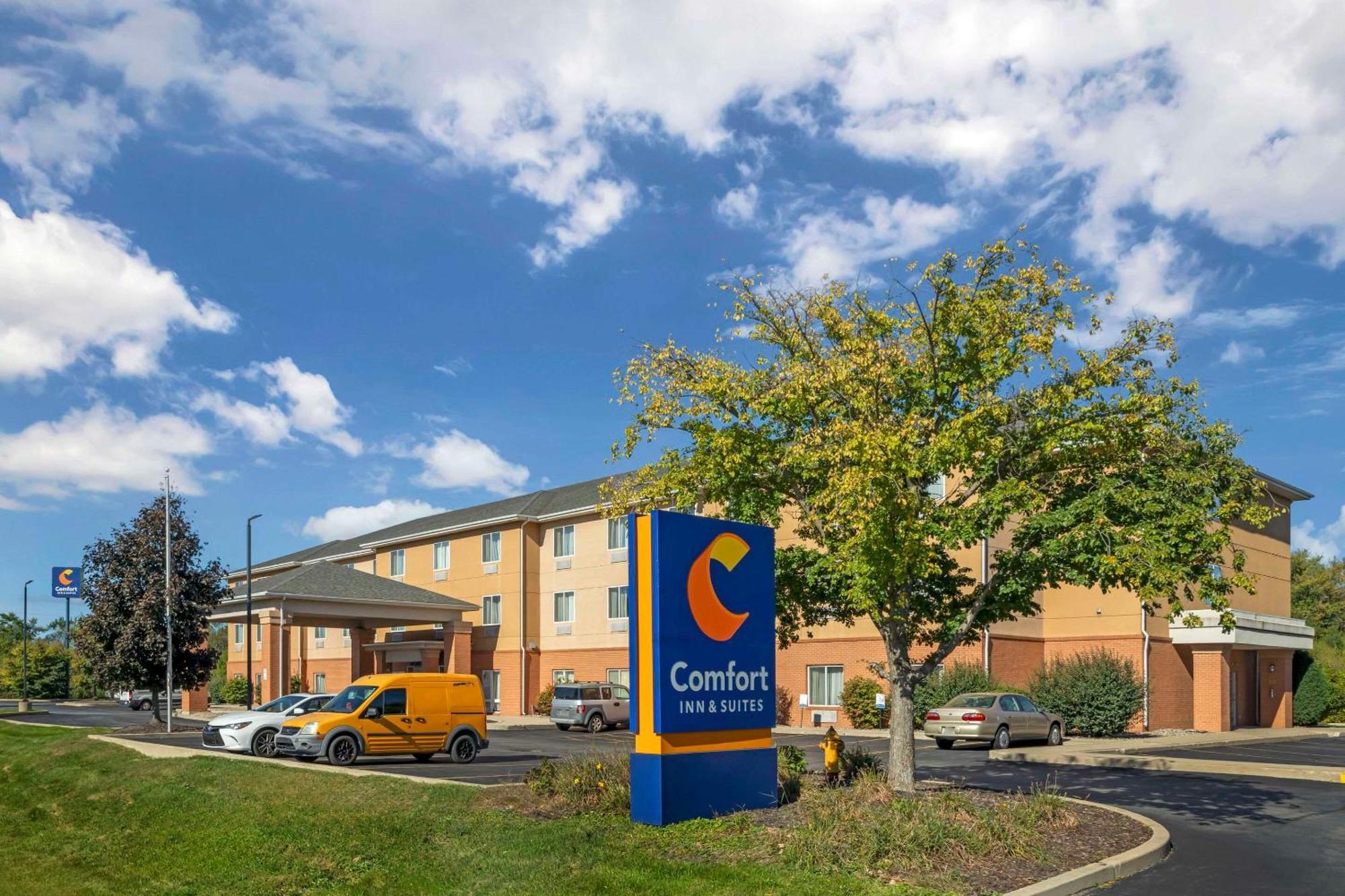 Comfort Inn & Suites Porter Near Indiana Dunes Exterior photo